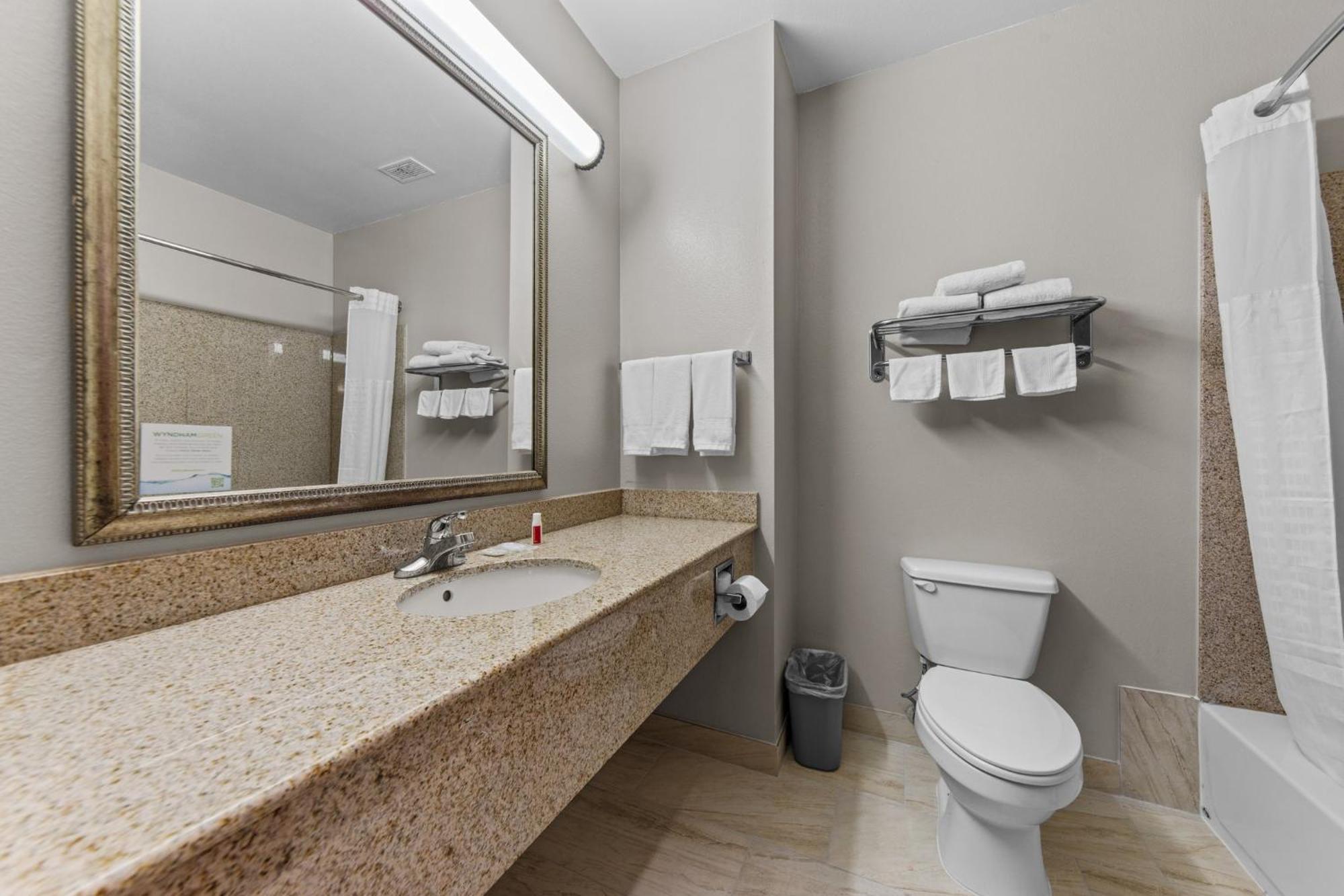 Days Inn By Wyndham Salado Exterior photo
