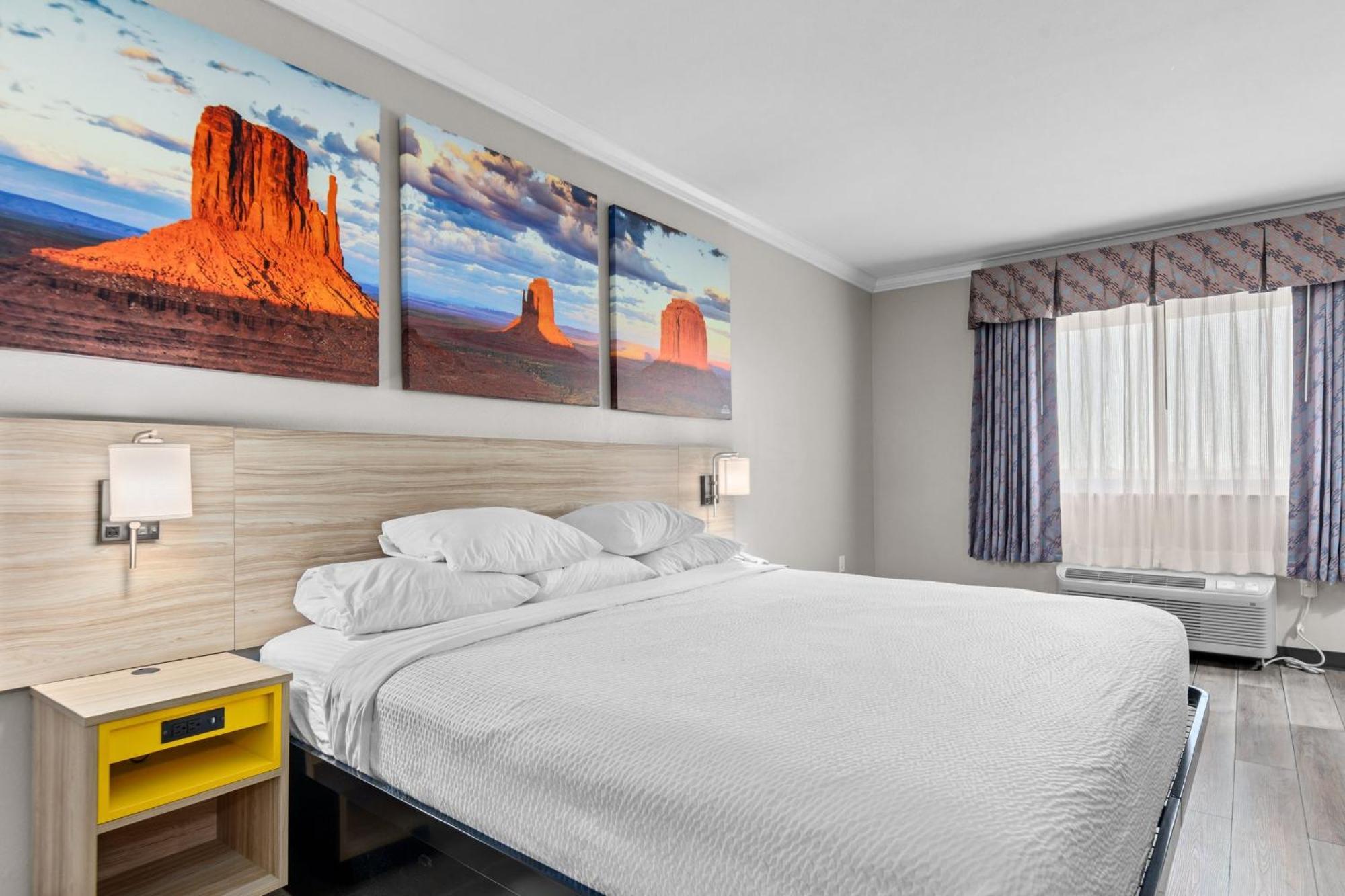 Days Inn By Wyndham Salado Exterior photo