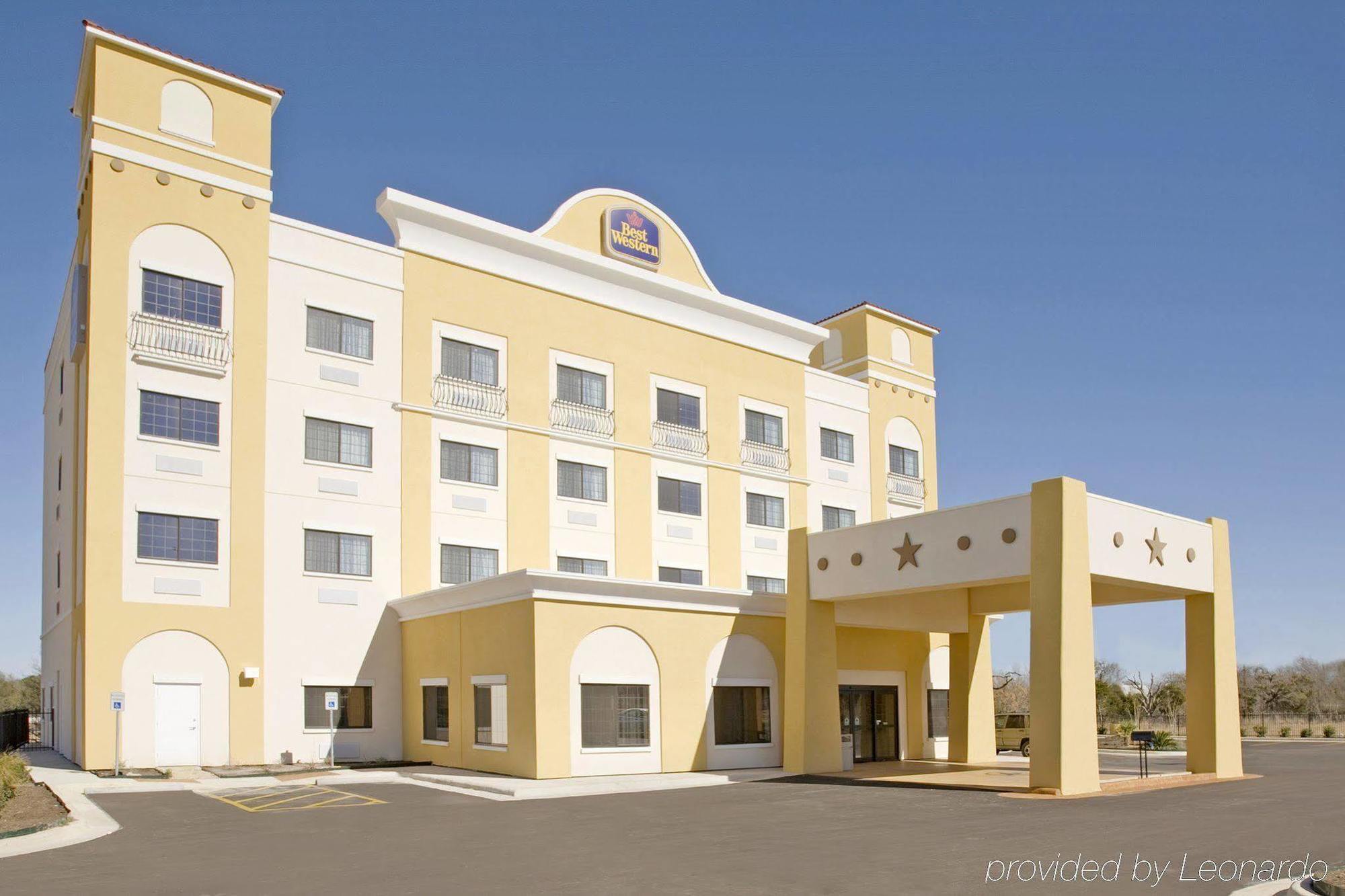 Days Inn By Wyndham Salado Exterior photo